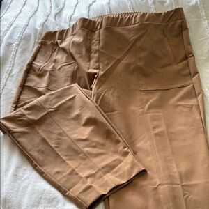 Women’s Tan Pants